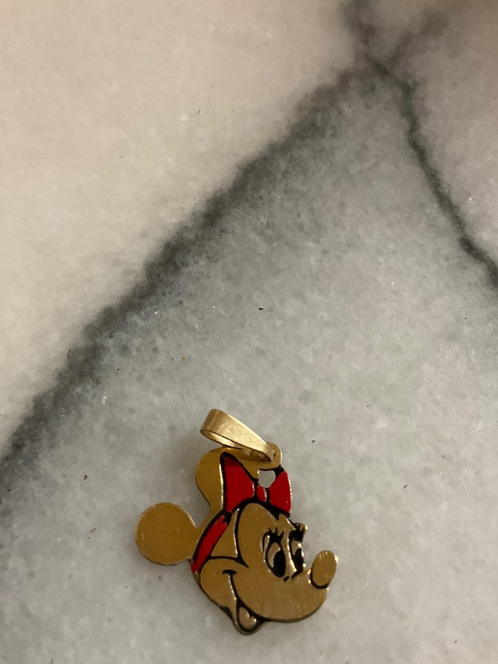 14k gold Minnie Mouse Pendant